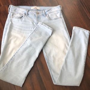 Low-rise jeans